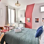 Charmant Studio Dans Le Centre De Paris - III