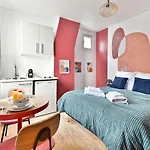 Charmant Studio Dans Le Centre De Paris - III