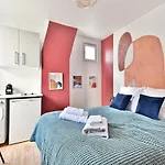 Charmant Studio Dans Le Centre De Paris - III